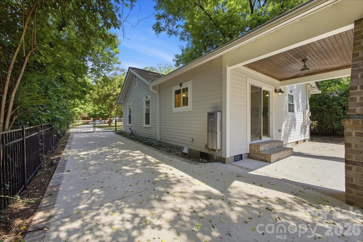 813 Walnut Avenue Charlotte NC 28208