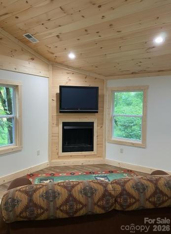440 Huskey Road Bryson City NC 28713