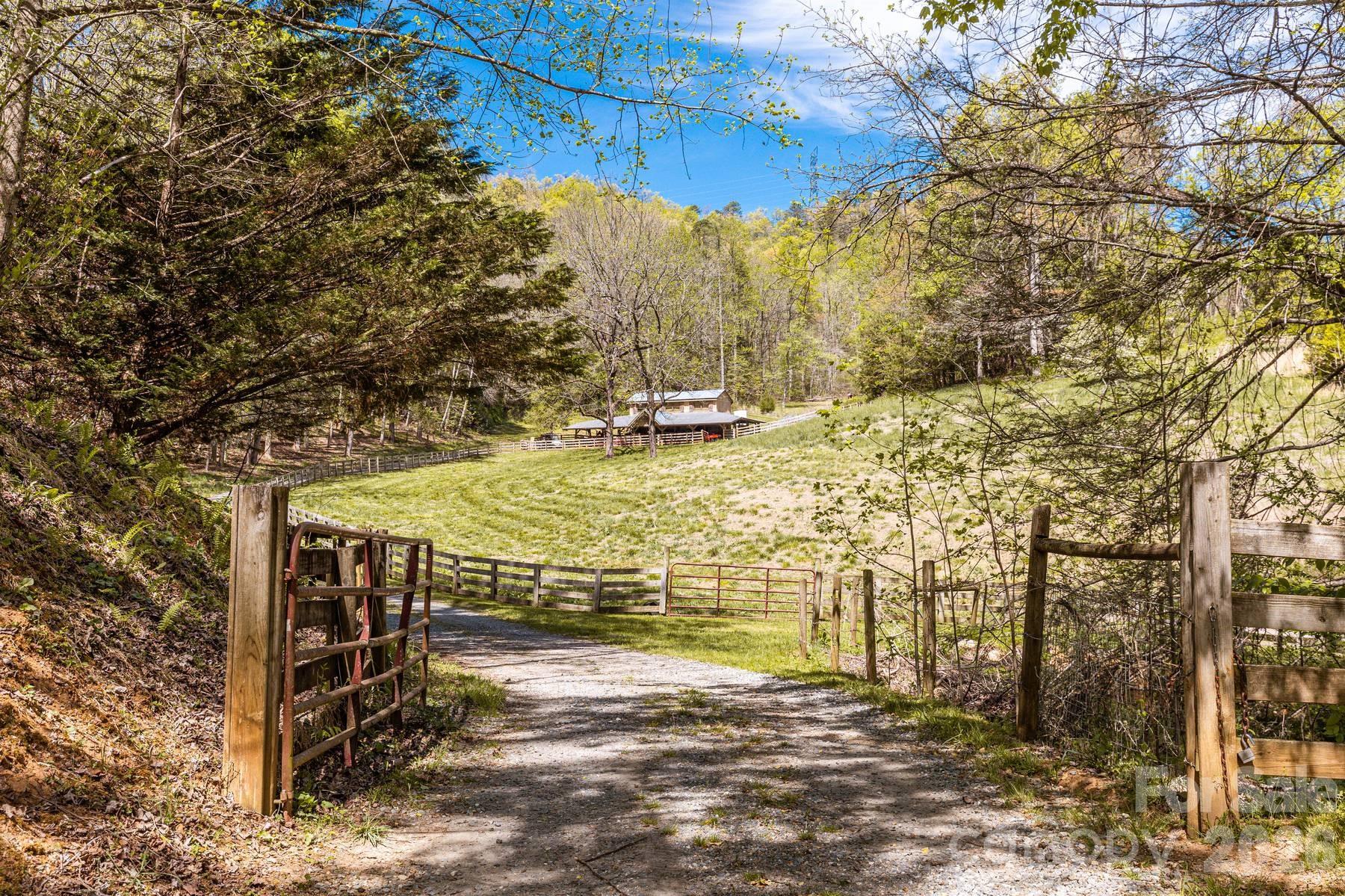 440 Huskey Road Bryson City NC 28713