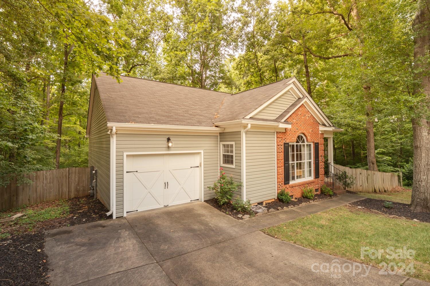 12024 Danby Road Pineville NC 28134