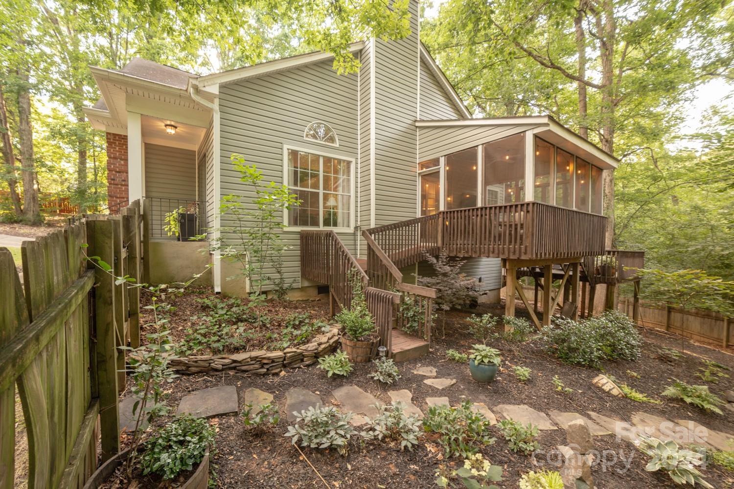12024 Danby Road Pineville NC 28134