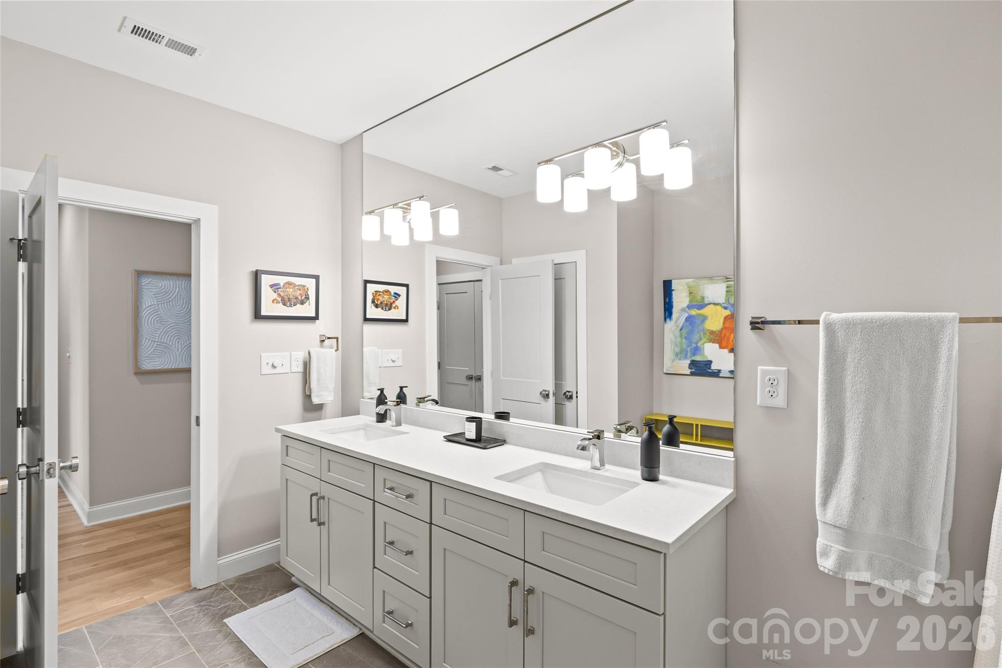 3505 Oakwood Avenue Charlotte NC 28205
