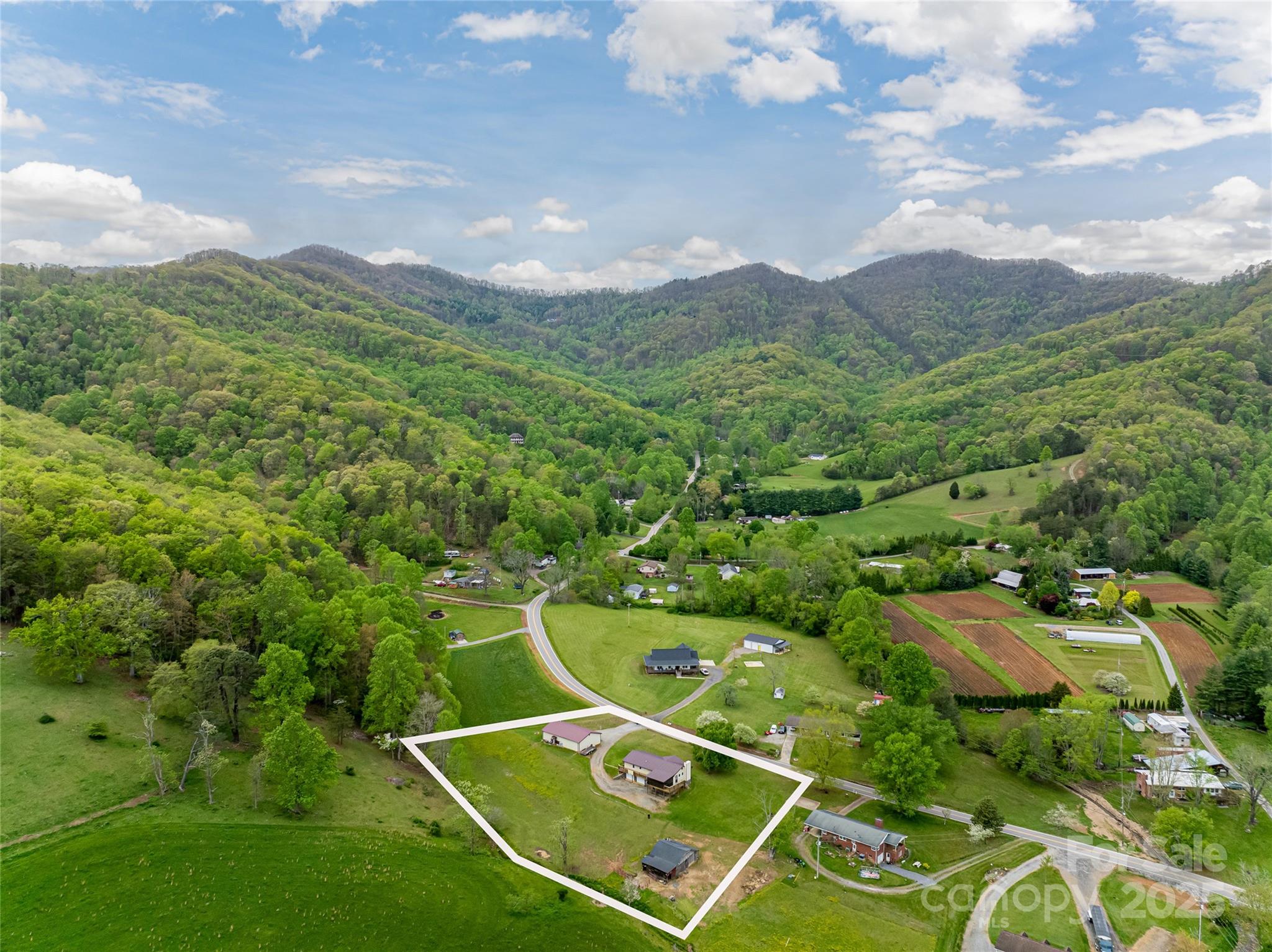 281 Curtis Creek Road Candler NC 28715