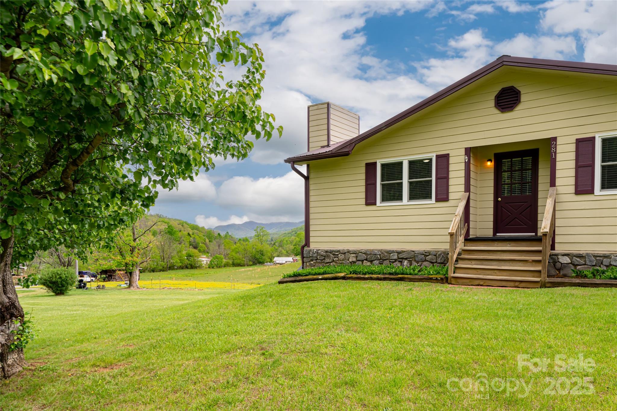281 Curtis Creek Road Candler NC 28715