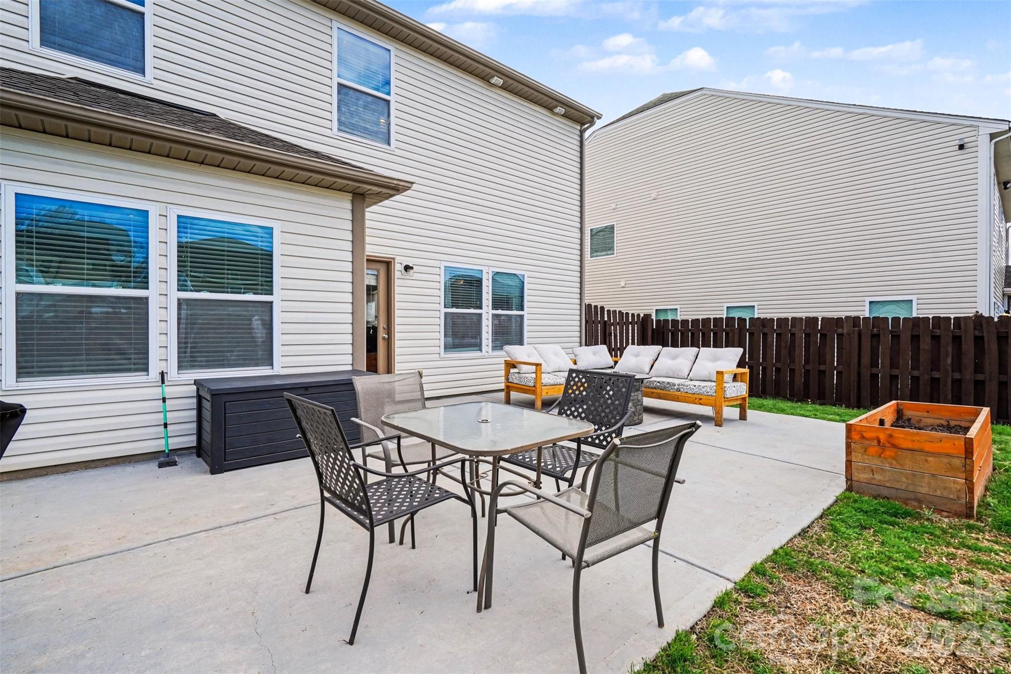 2419 Impatien Drive Charlotte NC 28215