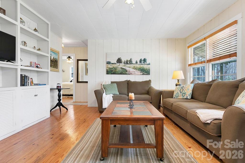 218 Hickory Lane Lake Toxaway NC 28747
