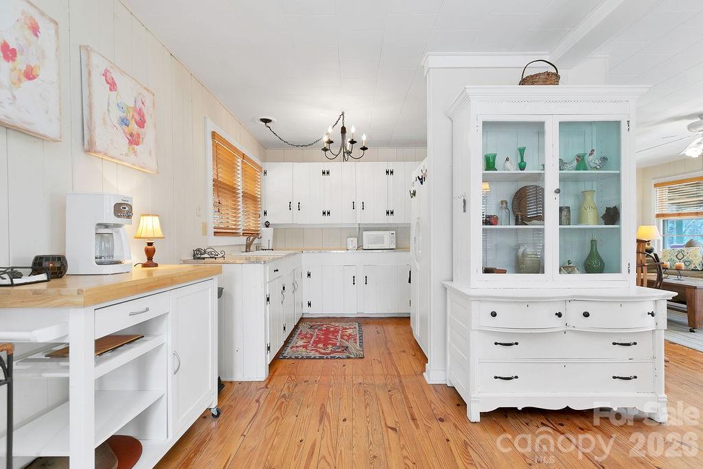 218 Hickory Lane Lake Toxaway NC 28747