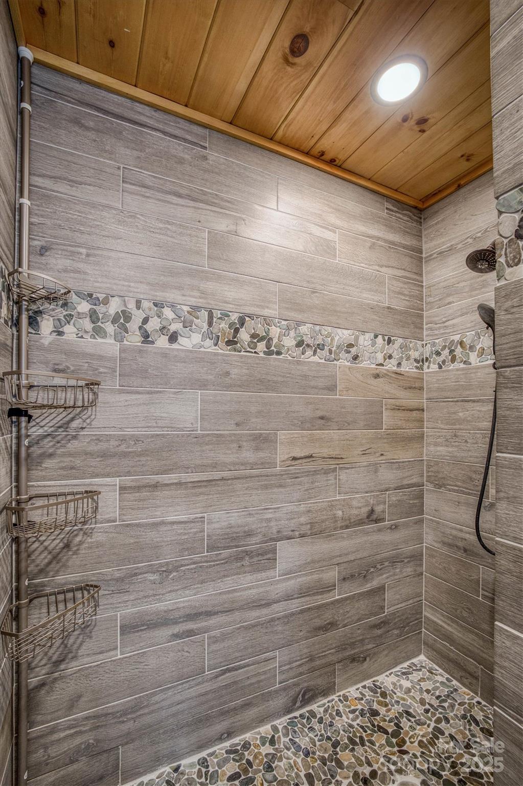 41 Lakeview Trail Nebo NC 28761