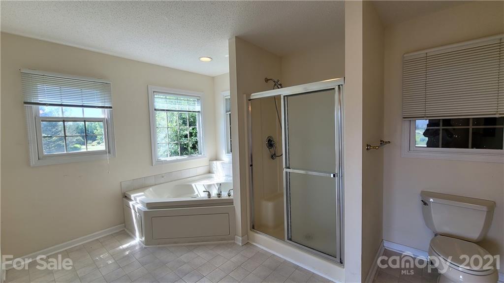 6 Loridon Drive Weaverville NC 28787