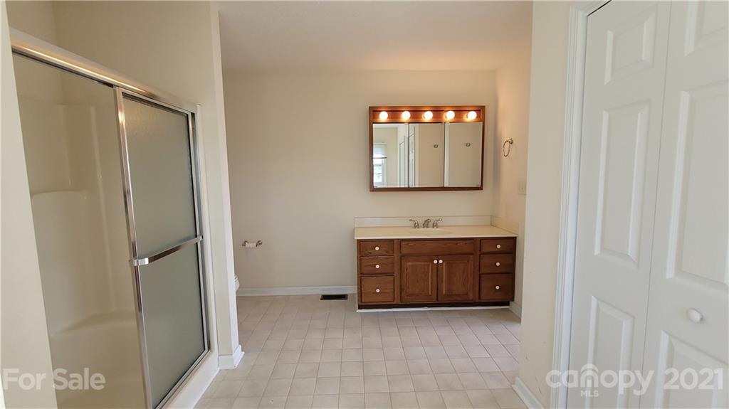 6 Loridon Drive Weaverville NC 28787