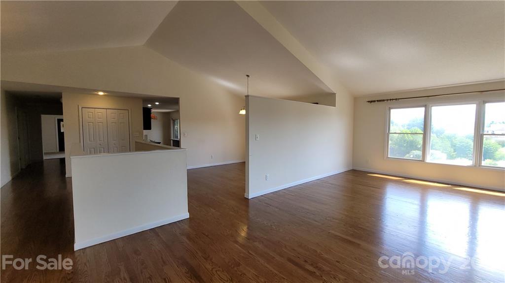 6 Loridon Drive Weaverville NC 28787