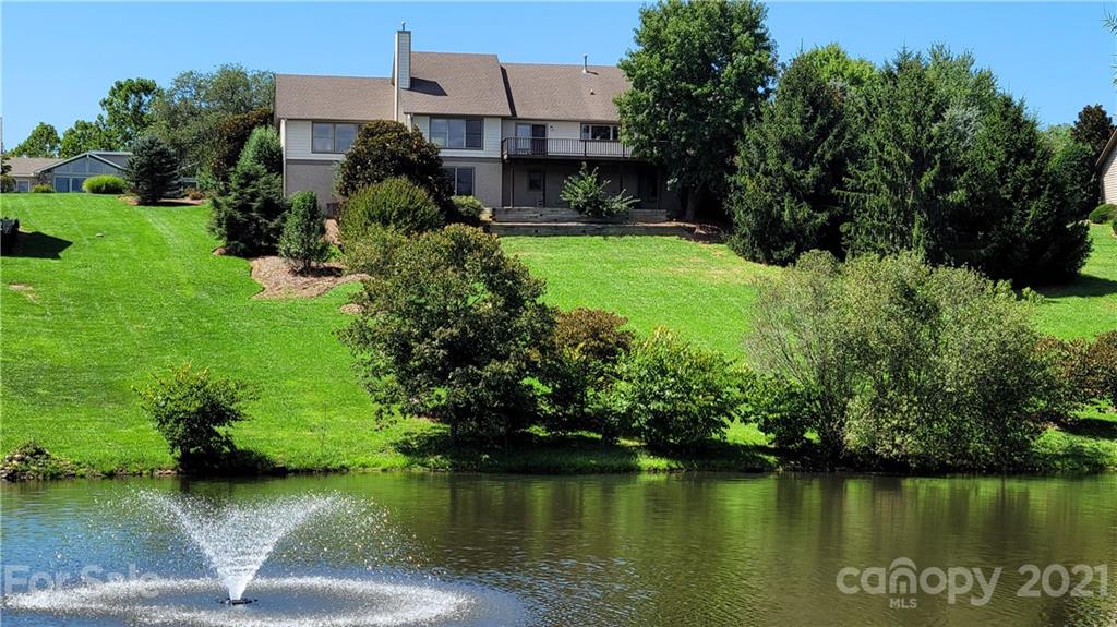 6 Loridon Drive Weaverville NC 28787