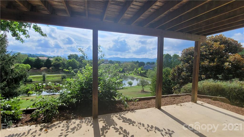 6 Loridon Drive Weaverville NC 28787