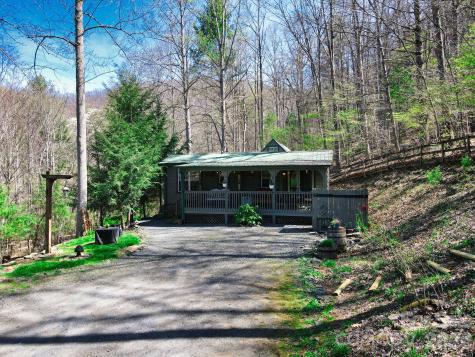 307 Dancing Leaf Lane Bakersville NC 28705
