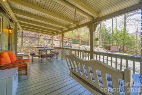 307 Dancing Leaf Lane Bakersville NC 28705