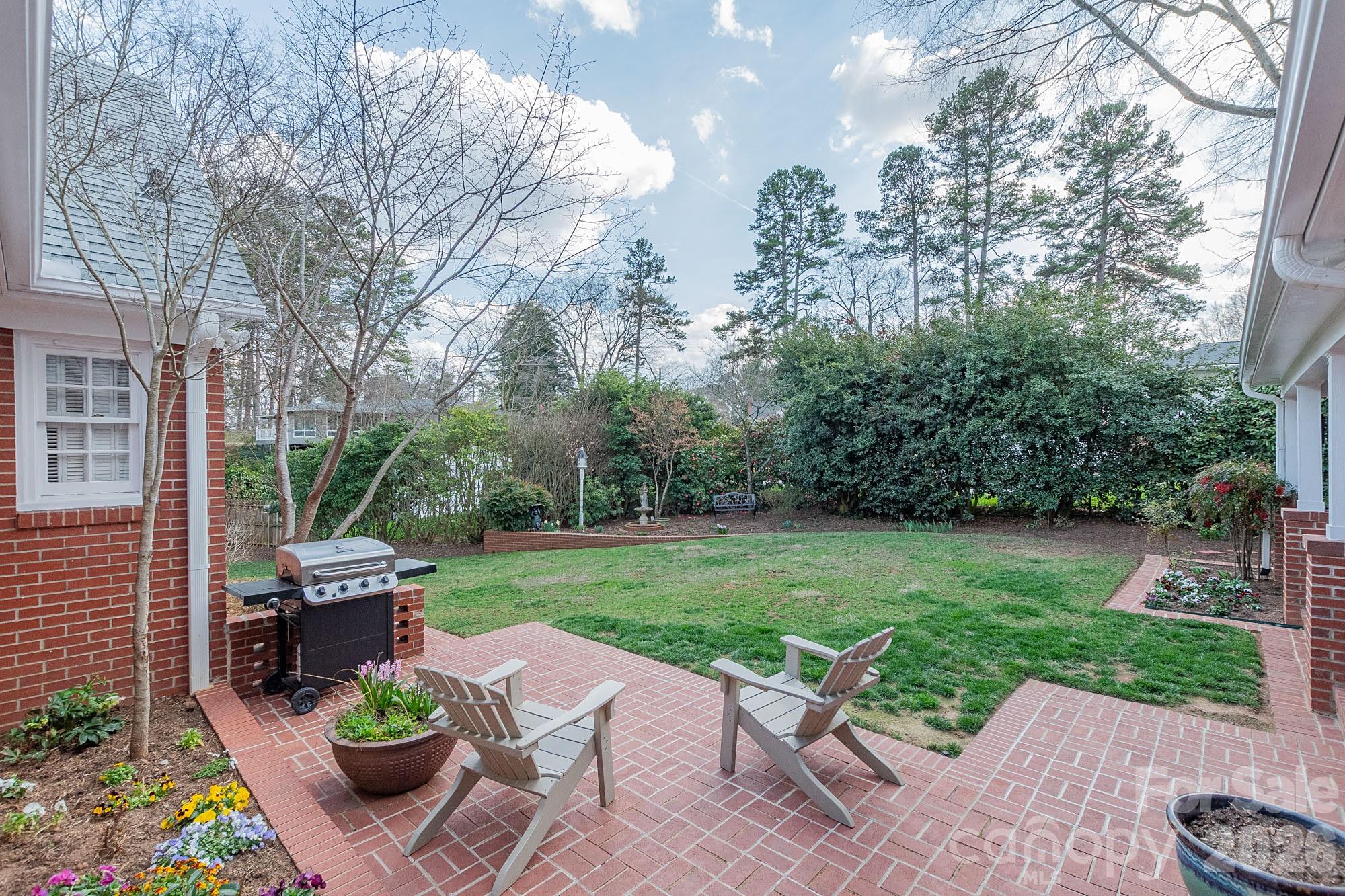 403 Weaver Drive Lexington NC 27292