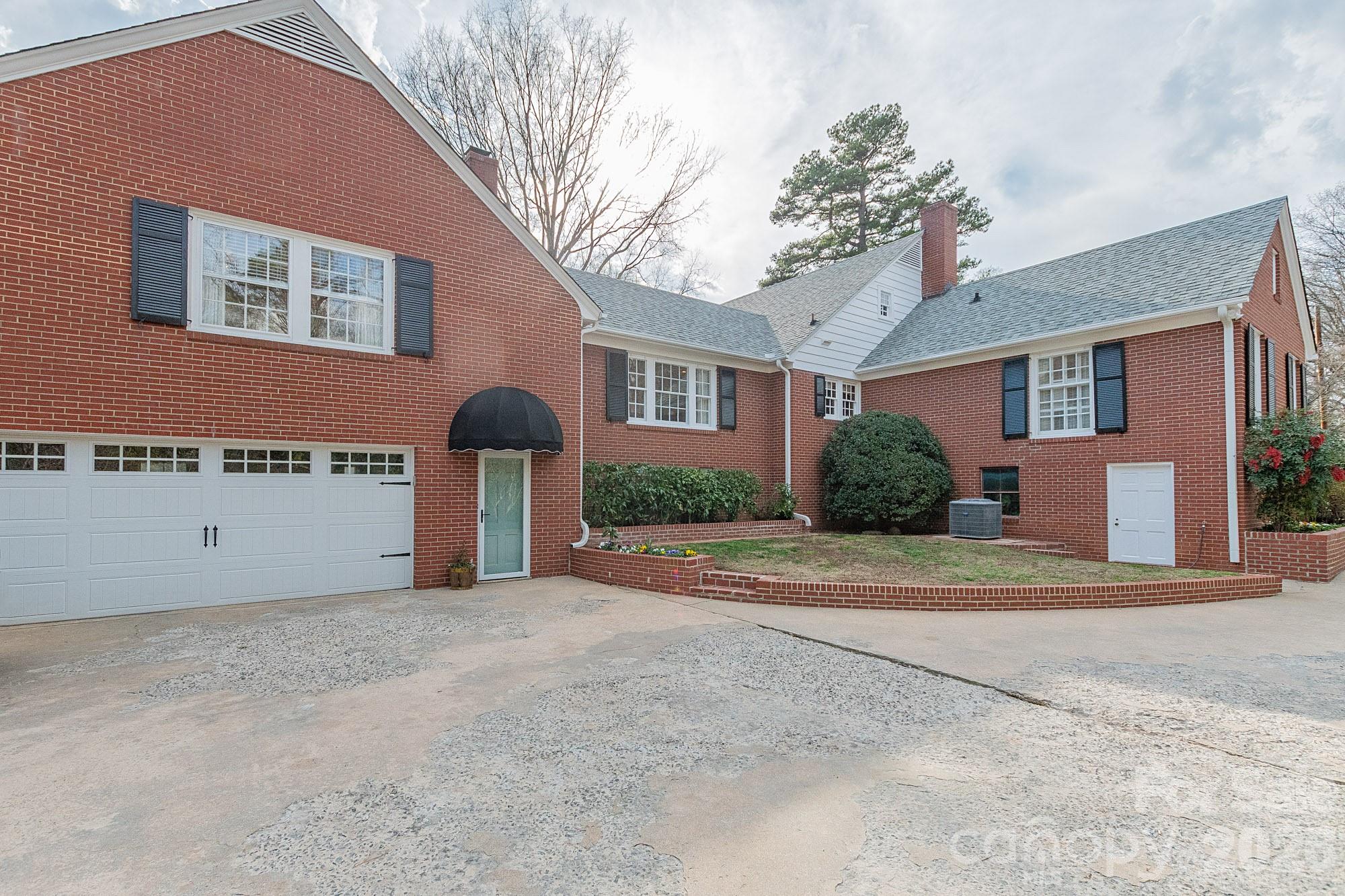 403 Weaver Drive Lexington NC 27292