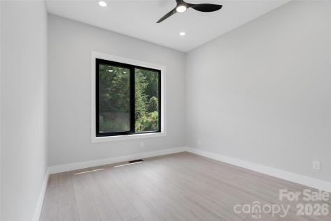 4 Tremorra Trail Leicester NC 28748