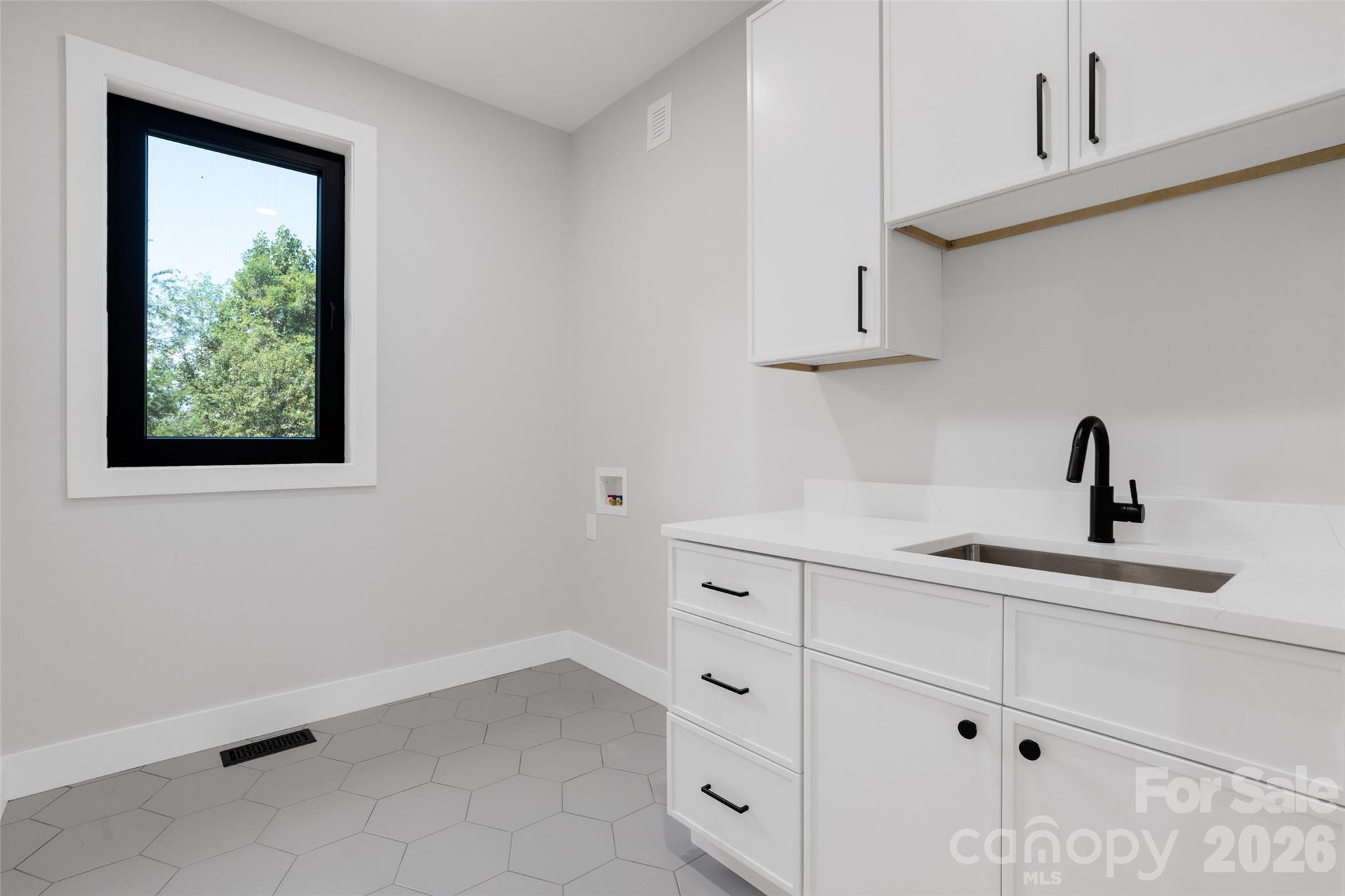 4 Tremorra Trail Leicester NC 28748