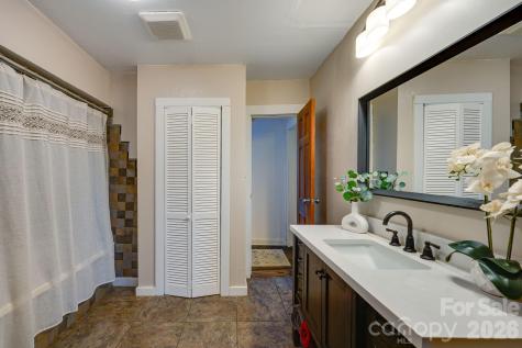 6362 Sherrills Ford Road Catawba NC 28609