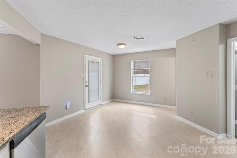 4208 Shasta Circle Clover SC 29710