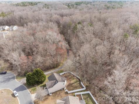 4208 Shasta Circle Clover SC 29710
