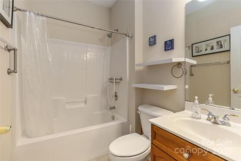 1608 Copperplate Road Charlotte NC 28262
