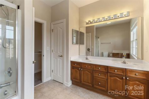 1608 Copperplate Road Charlotte NC 28262