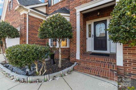 1608 Copperplate Road Charlotte NC 28262