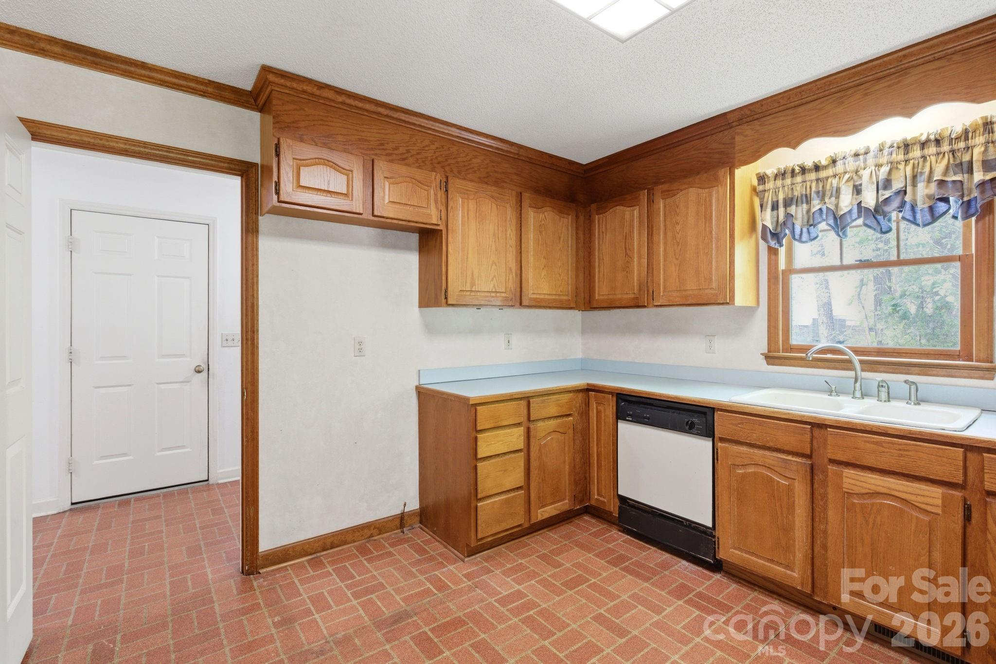 4804 Elmhurst Drive NE Hickory NC 28601