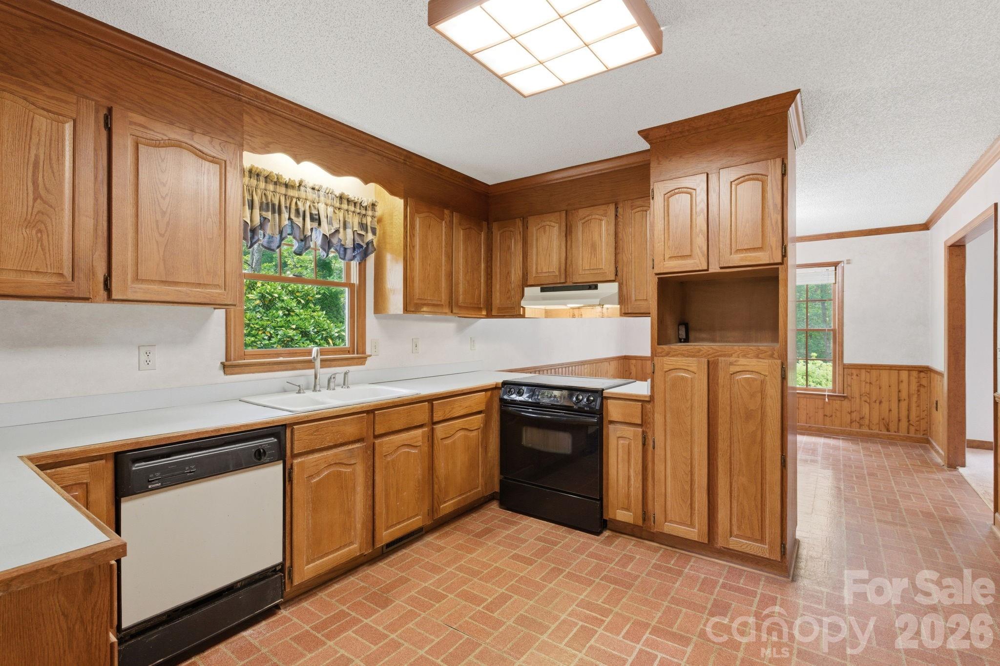 4804 Elmhurst Drive NE Hickory NC 28601