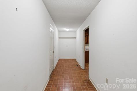 4804 Elmhurst Drive NE Hickory NC 28601