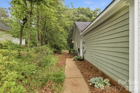 4804 Elmhurst Drive NE Hickory NC 28601
