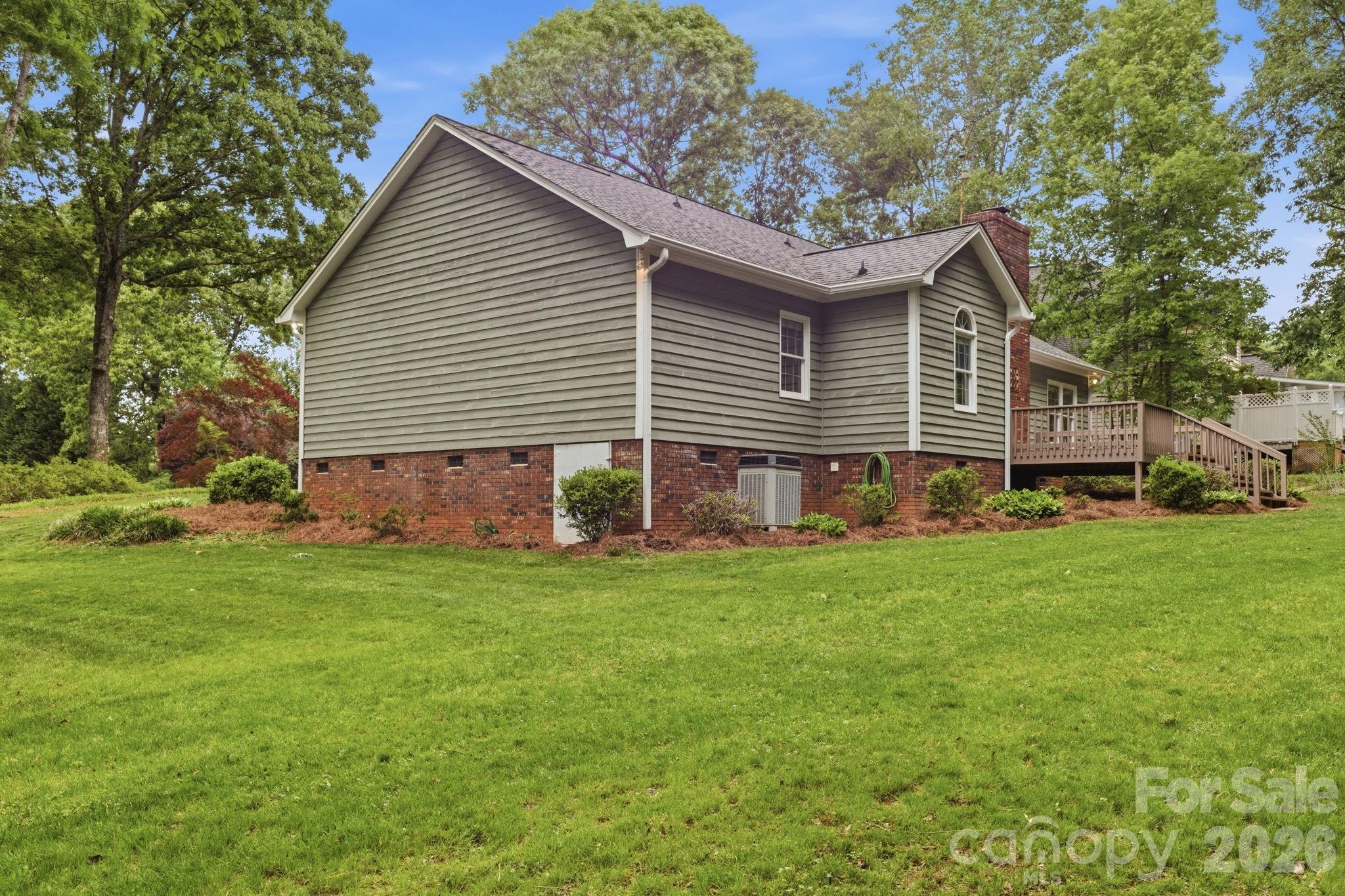 4804 Elmhurst Drive NE Hickory NC 28601