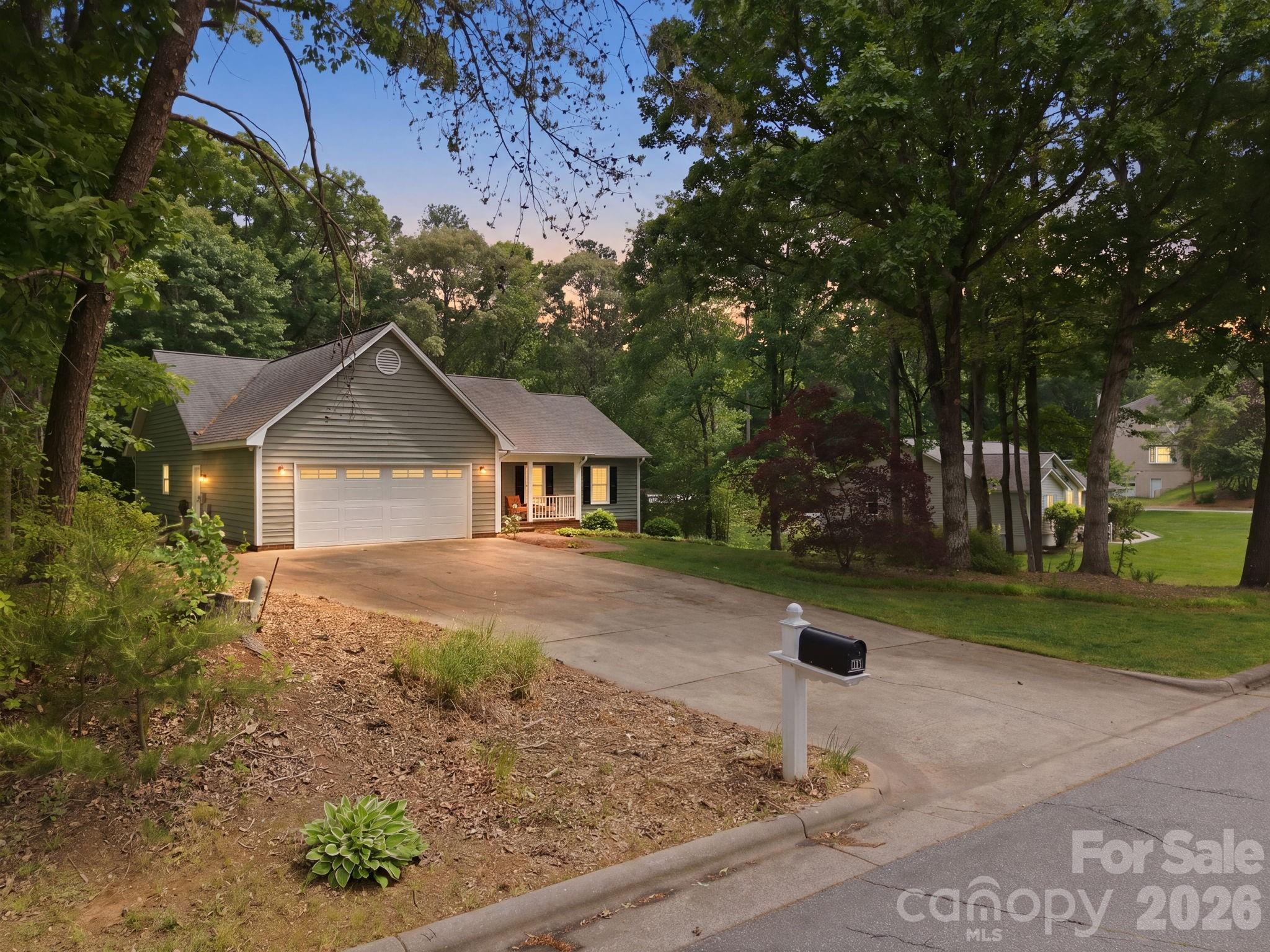 4804 Elmhurst Drive NE Hickory NC 28601