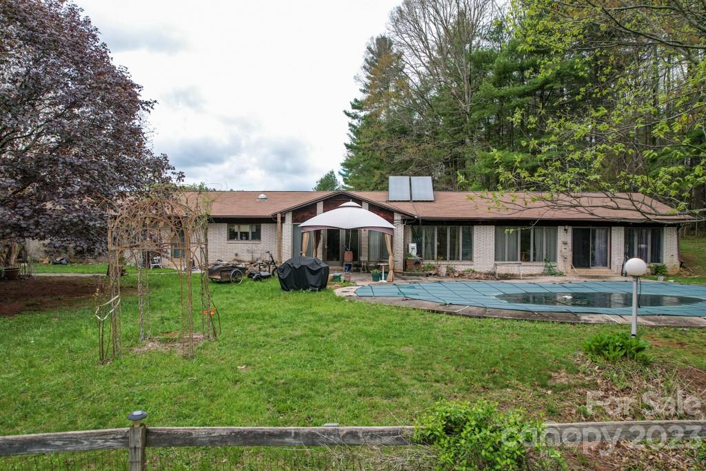 56 Suncrest Drive Mars Hill NC 28754