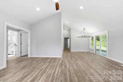 240 E Court Street Rutherfordton NC 28139