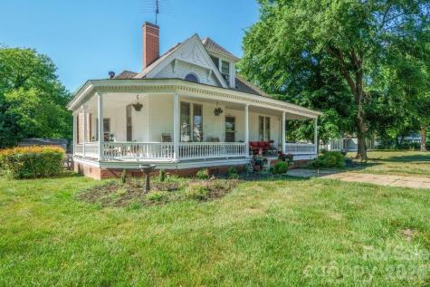 427 Davie Avenue Statesville NC 28677