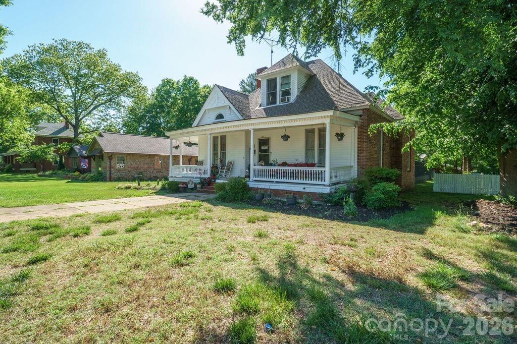 427 Davie Avenue Statesville NC 28677
