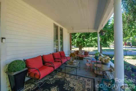427 Davie Avenue Statesville NC 28677