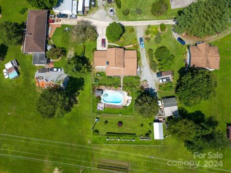 63 Evergreen Cove Pisgah Forest NC 28768