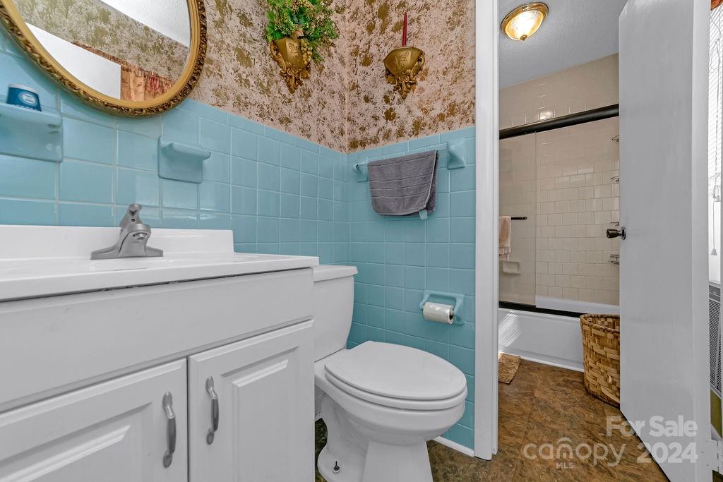 63 Evergreen Cove Pisgah Forest NC 28768