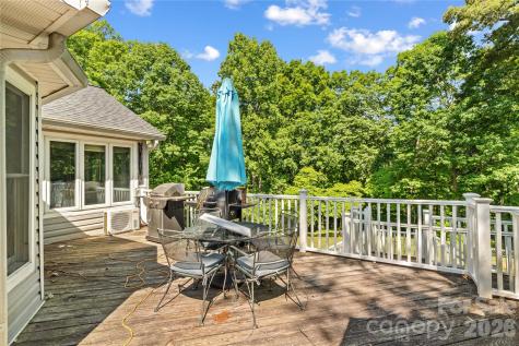711 Spring Pointe Drive Stony Point NC 28678