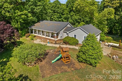711 Spring Pointe Drive Stony Point NC 28678