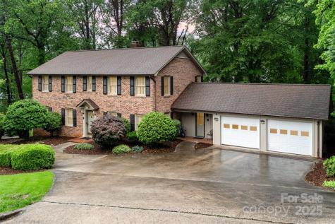 104 Linden Street Morganton NC 28655