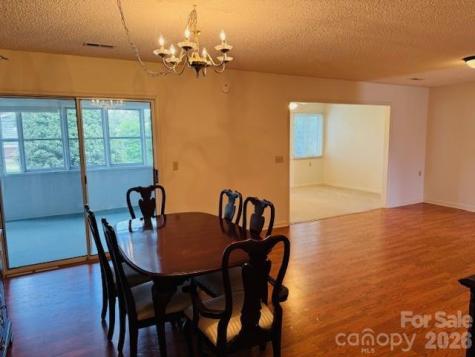 208 Dartcrest Drive Hendersonville NC 28792