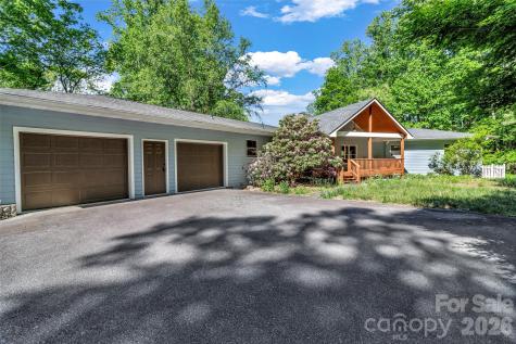 125 Winding Ridge Road Fairview NC 28730