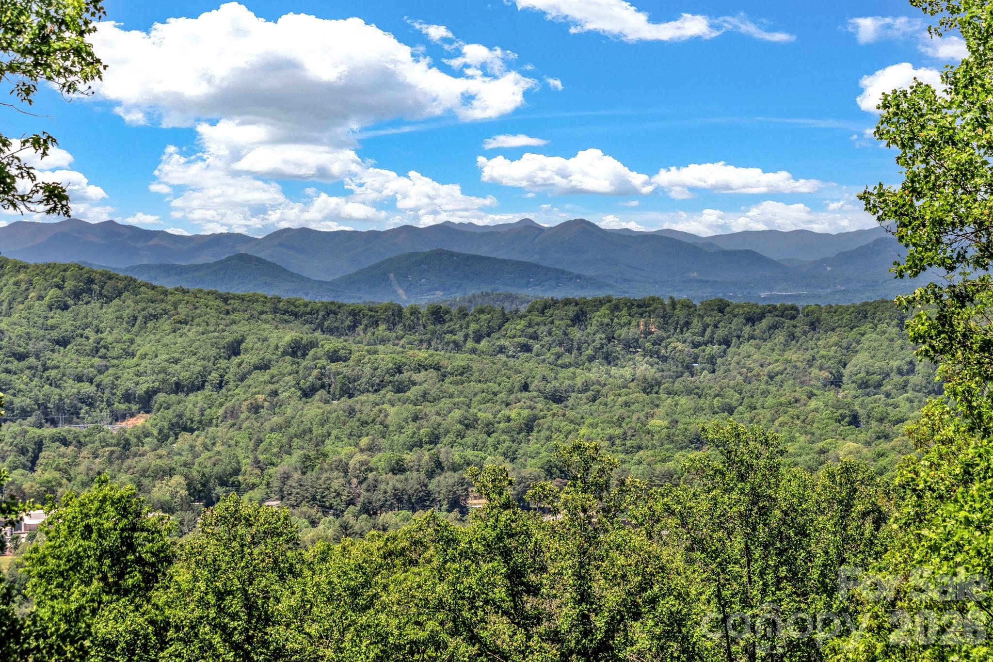 125 Winding Ridge Road Fairview NC 28730