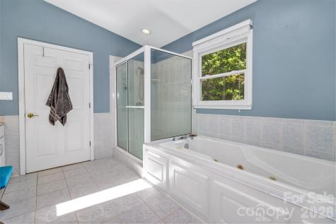 125 Winding Ridge Road Fairview NC 28730