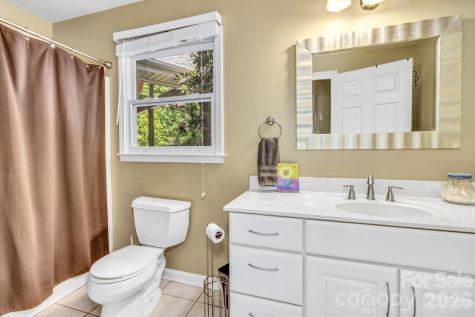 125 Winding Ridge Road Fairview NC 28730